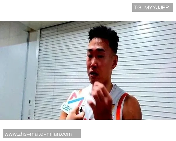 贺希宁：从篮球新星到职业生涯的辉煌转折点探索